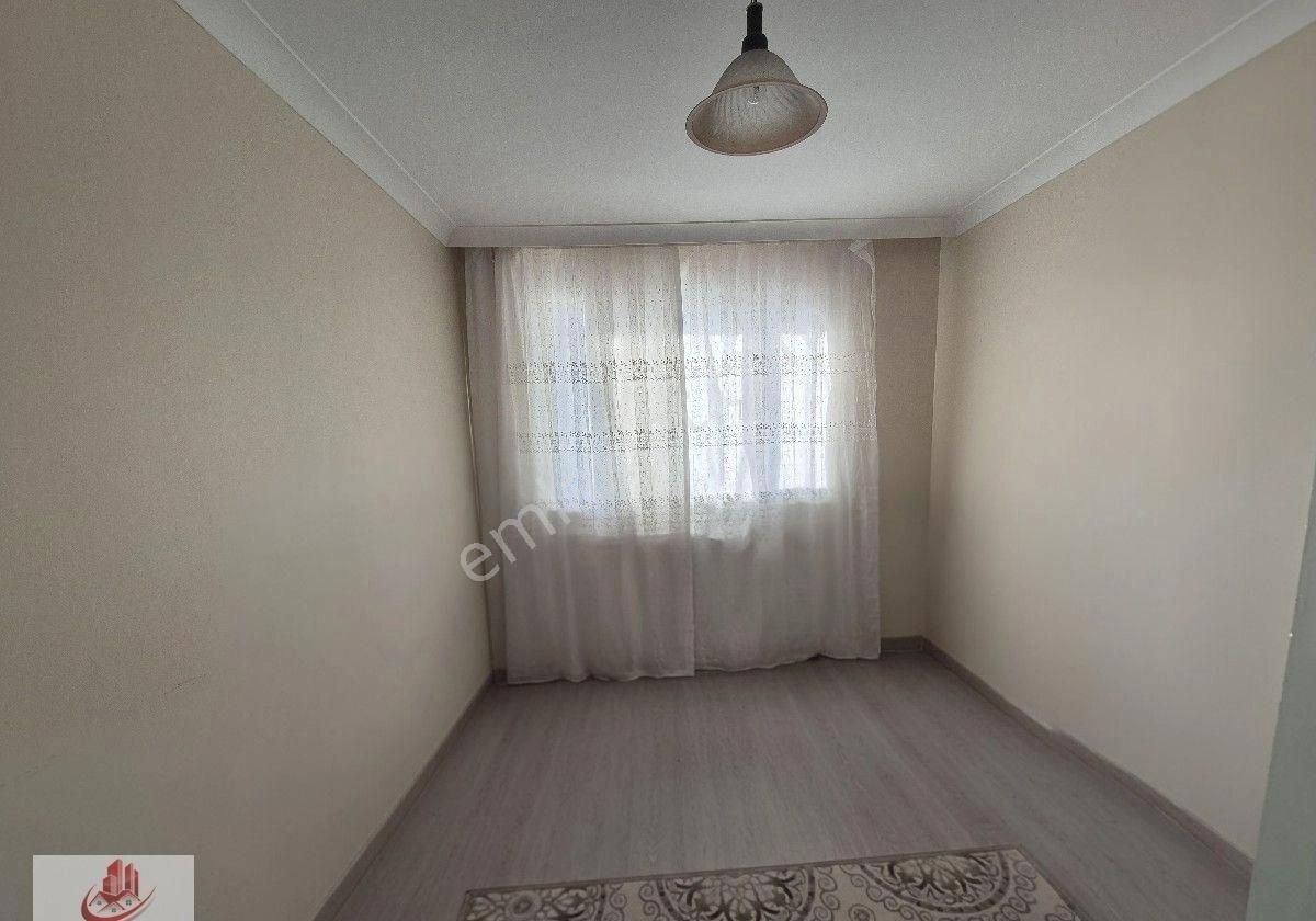 Armutlu İlçe Merkezinde Yeni Bina Giriş Kat Kombili 2+1 Daire - Görsel 22
