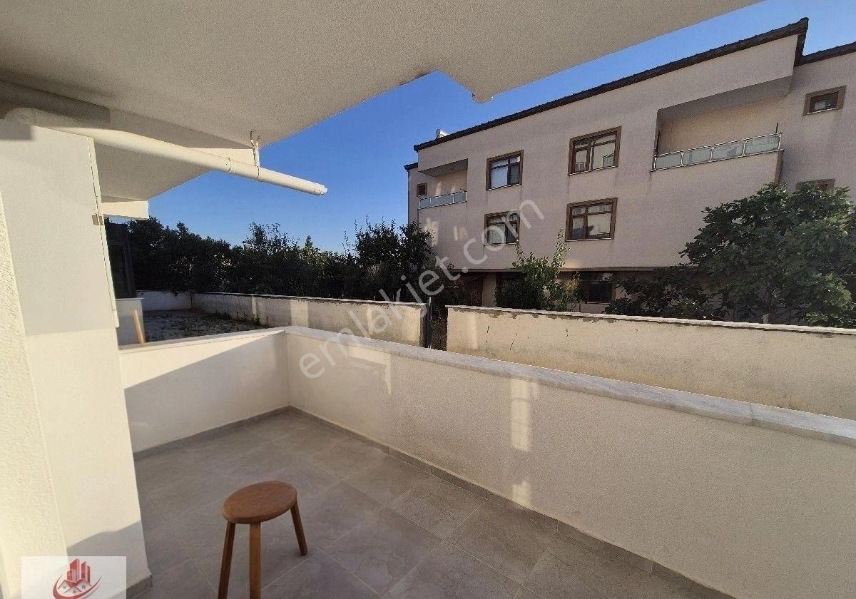 Armutlu İlçe Merkezinde Yeni Bina Giriş Kat Kombili 2+1 Daire - Görsel 4