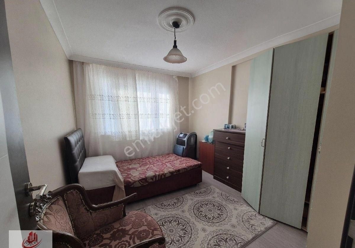 Armutlu İlçe Merkezinde Yeni Bina Giriş Kat Kombili 2+1 Daire - Görsel 7