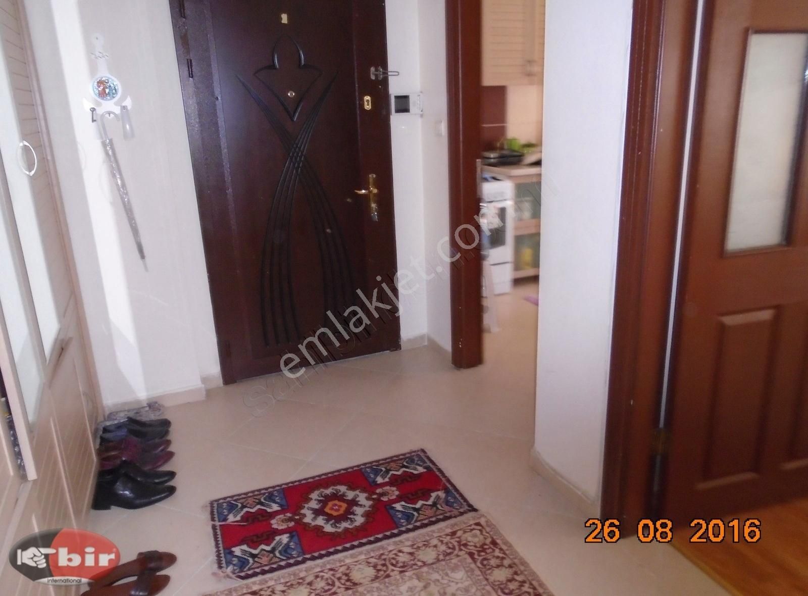 Bir'den Ceyhun Atuf Kansu Caddesi'nde Ön Cephe Satılık 4+1 Daire