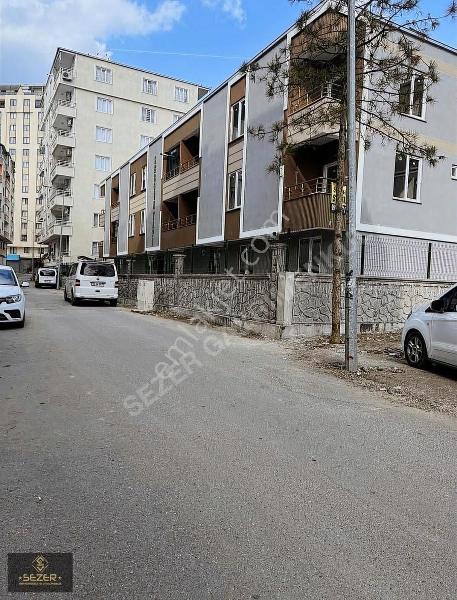 S E Z E R Gayrimenkul'den Satılık Eşyalı 1+1 Daire (fatih Mah.)