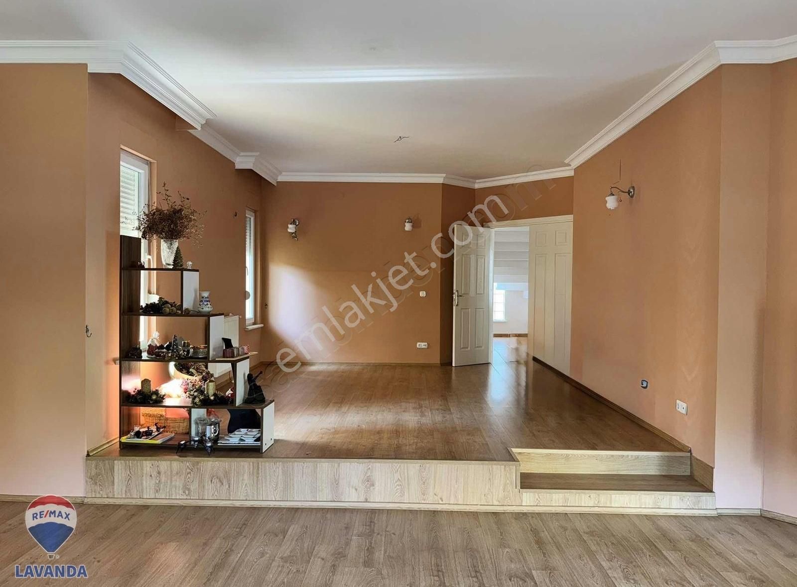 Çorlu Hürriyet Mah. Site İçinde Güney Cephe Müstakil 6+1 Villa - Görsel 28