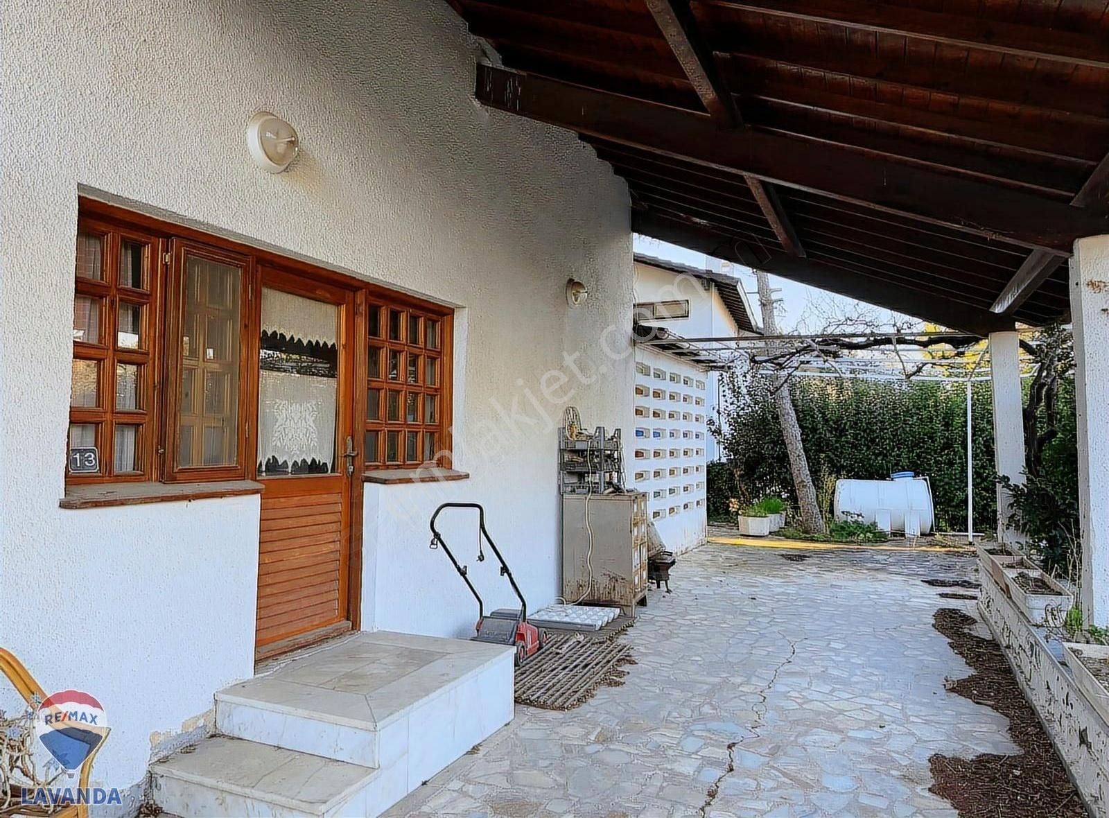 Re/max Lavanda'dan Yeniçiftlik'te Denize Sıfır Satılık Villa - Görsel 30