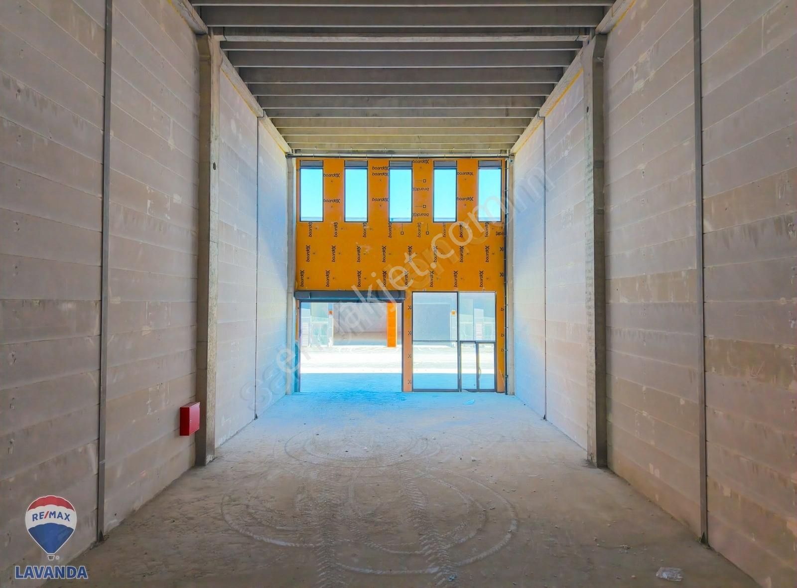Remax Lavanda Çorlu 1. Osb Yeni Nesil Sanayi Sit. 673 M2 Kiralık - Görsel 2
