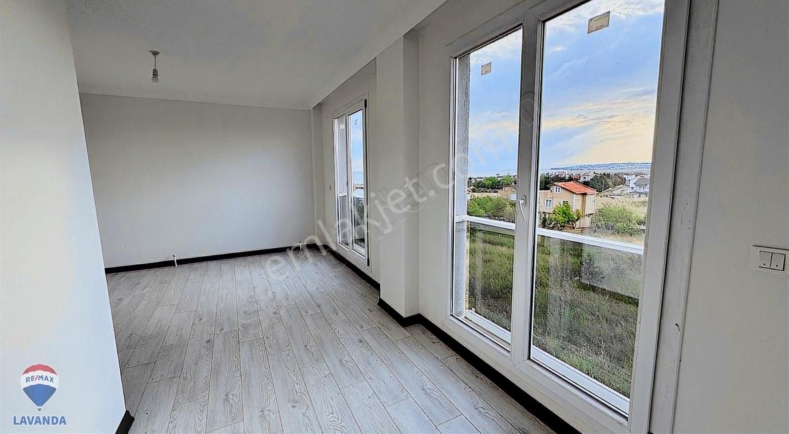 Re/max Lavandadan Nato Limanı Karşısı Deniz Manzaralı Villalar - Görsel 11