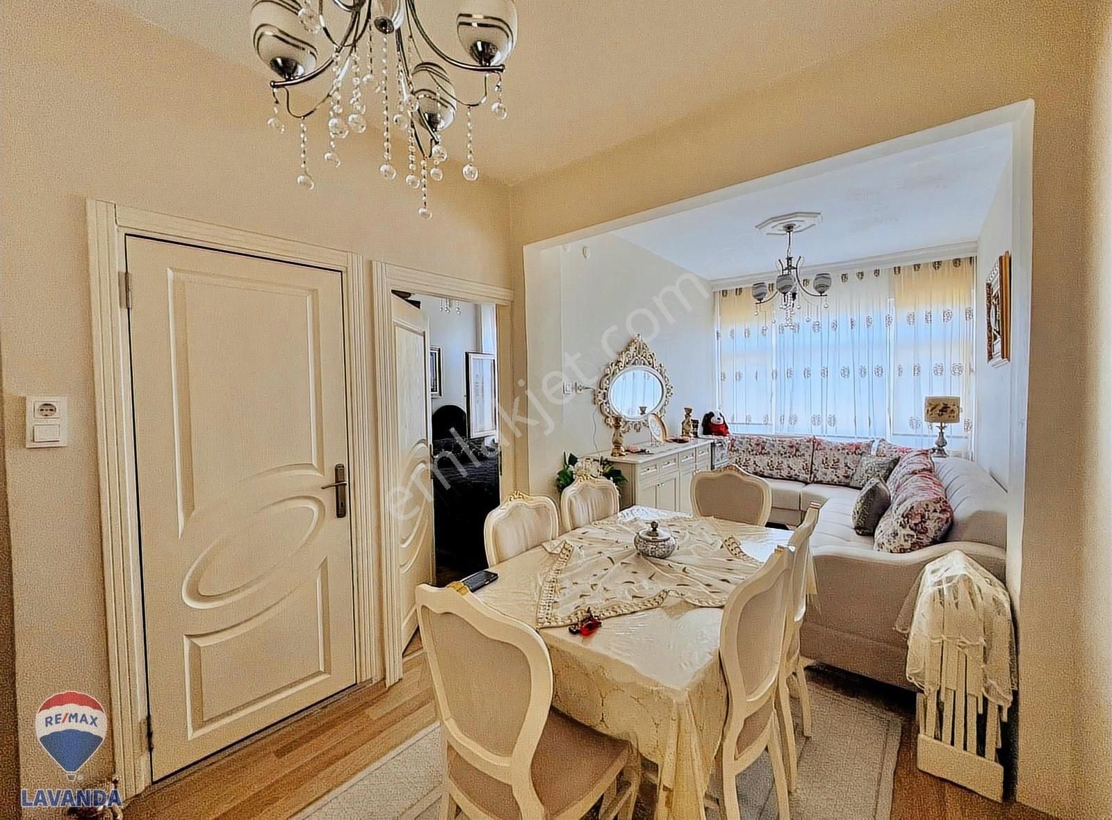 Kocamustafapaşa Silivrikapı Mahallesin'de 2+1 Temiz Daire - Görsel 9