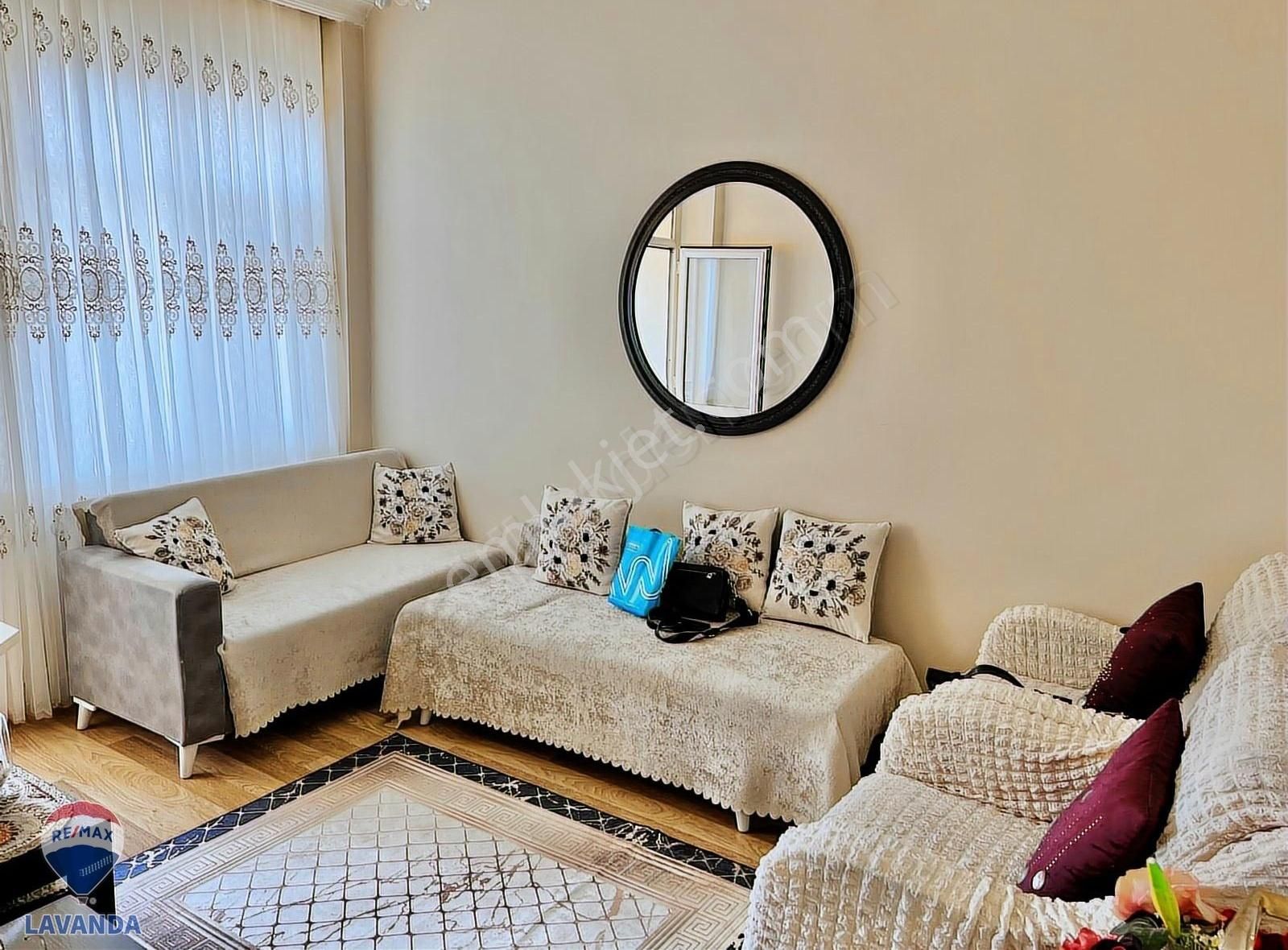 Kocamustafapaşa Silivrikapı Mahallesin'de 2+1 Temiz Daire - Görsel 8