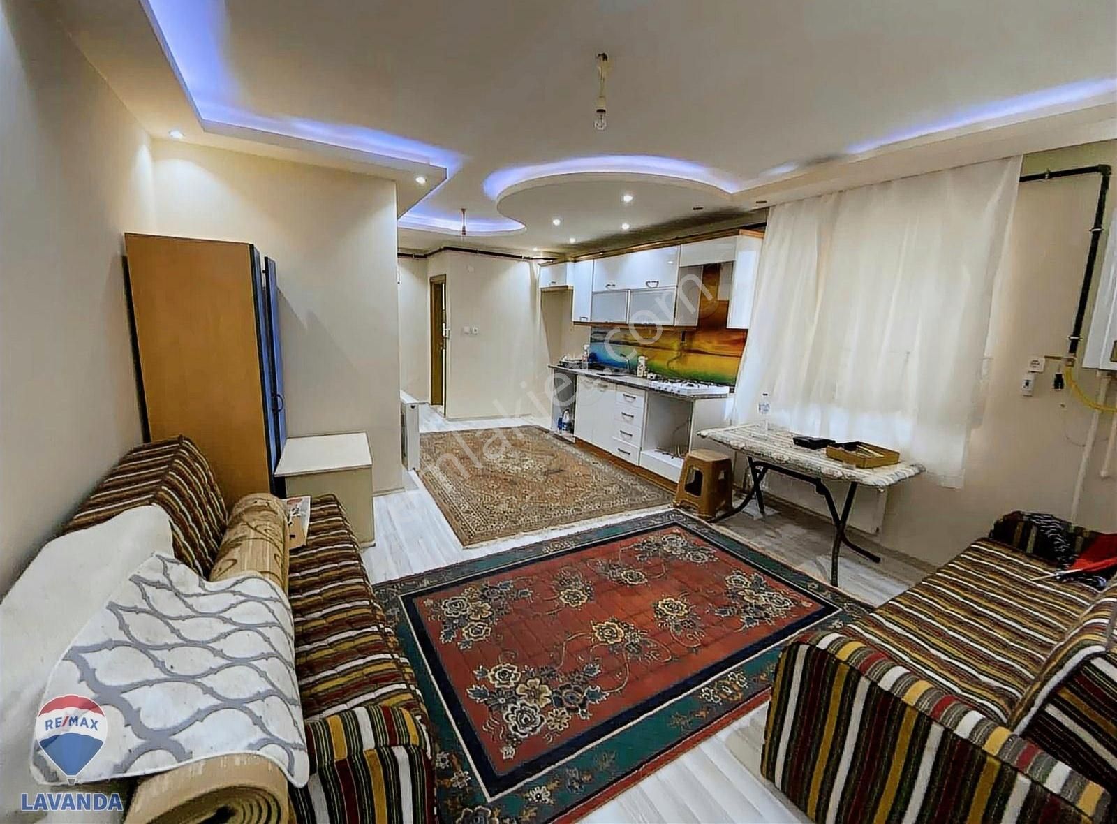 Remax Lavanda'dan Kapaklı Vatan Mahallesinde Satılık 1+1 Daire