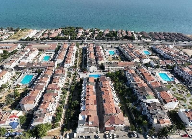 Tekirdağ Yenicede 2+1 Ara Kat Havuzlu Sitede Denize Yakın