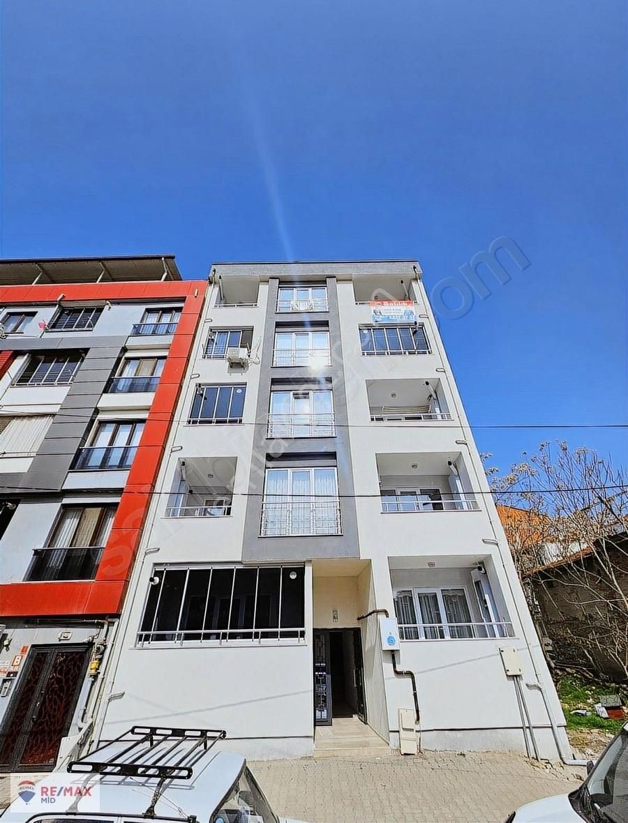 Remax Mid Den Merkeze 200 M. Kiralık 2+1 Daire