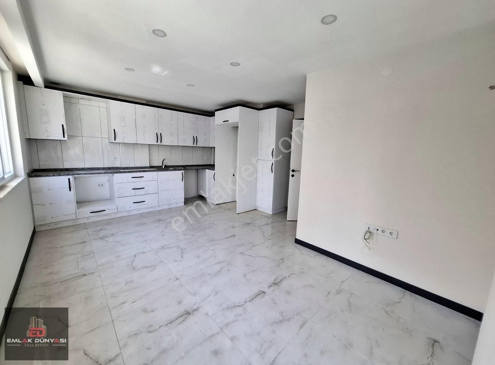 Etiler Mahallesi Önü Açık Ara Katta Sıfır Satılık 2+1 95m Daire