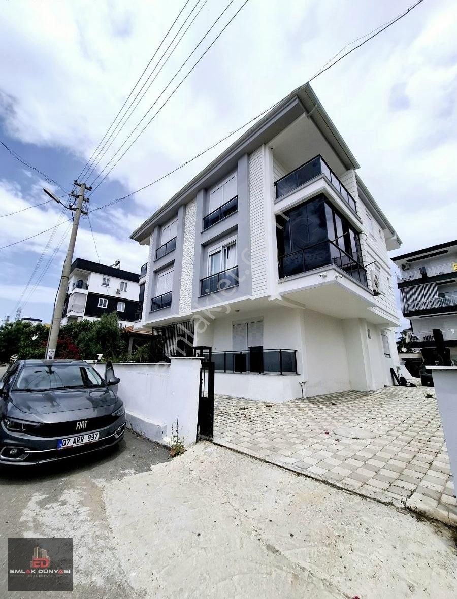 Ayanoğlu Mah.tramvay Yakını Üzeri Çatılı 2+1 100m2 Satılık Daire