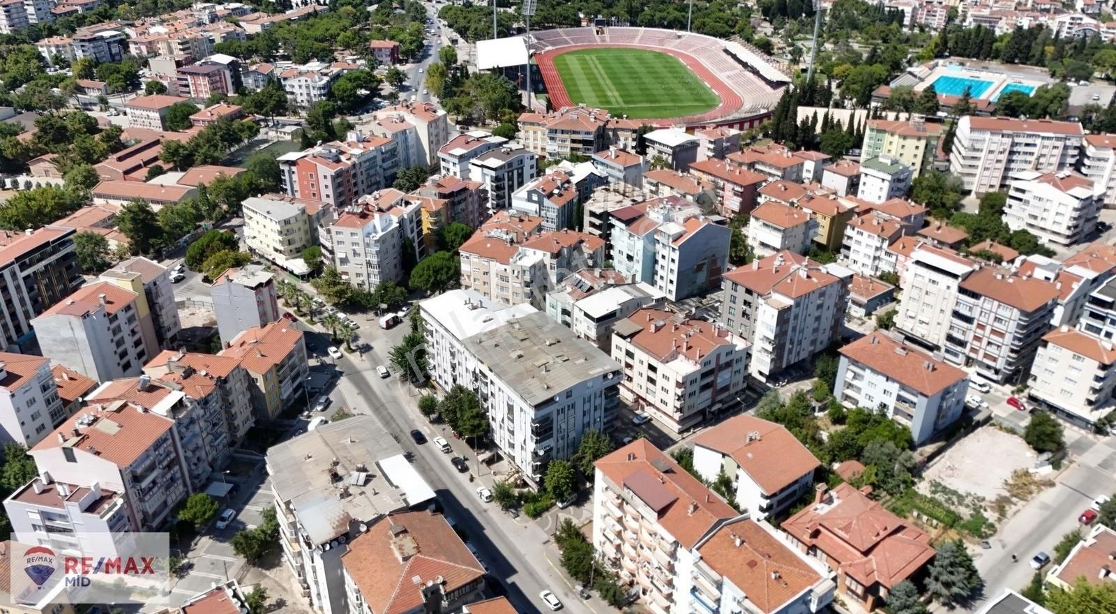 Re/max Mid' Den Teknik Lise Cadde Üstü Satılık Dükkan