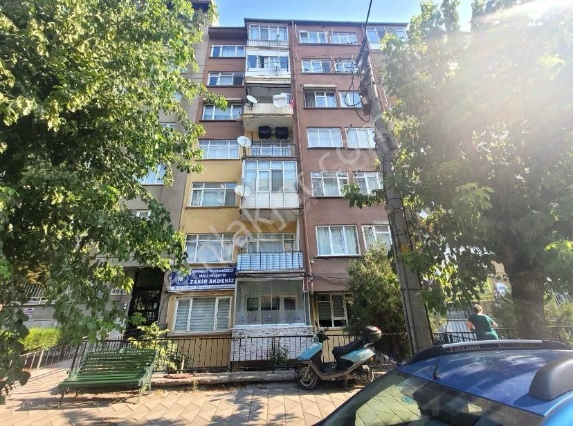 Pi Emlak'tan Ziyapaşa Caddesi'nde 2+1 Daire