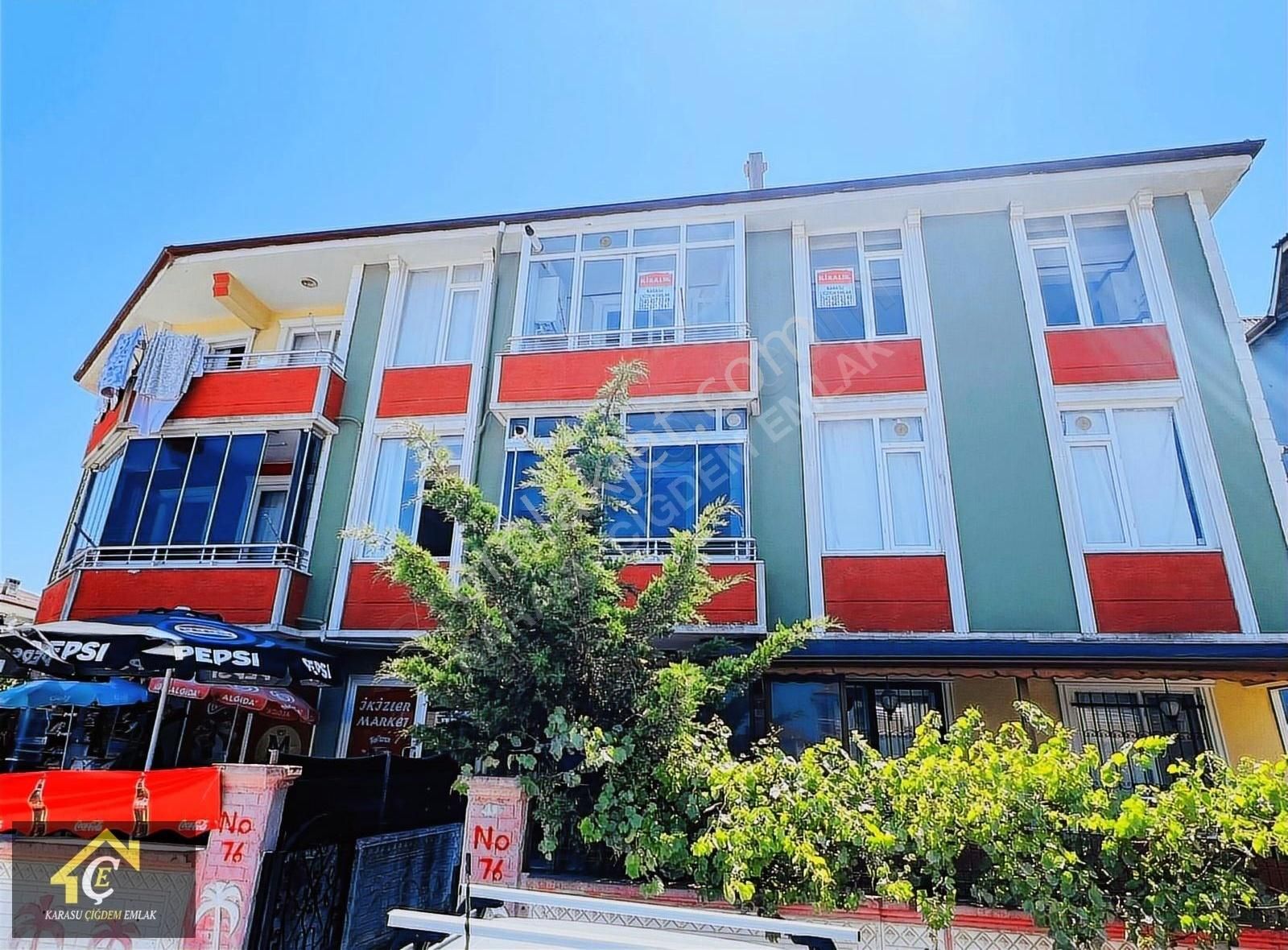 Karasu Yalı Da Denize Yakın 3.kat 2+1...eşyasız Kiralık...90 M2