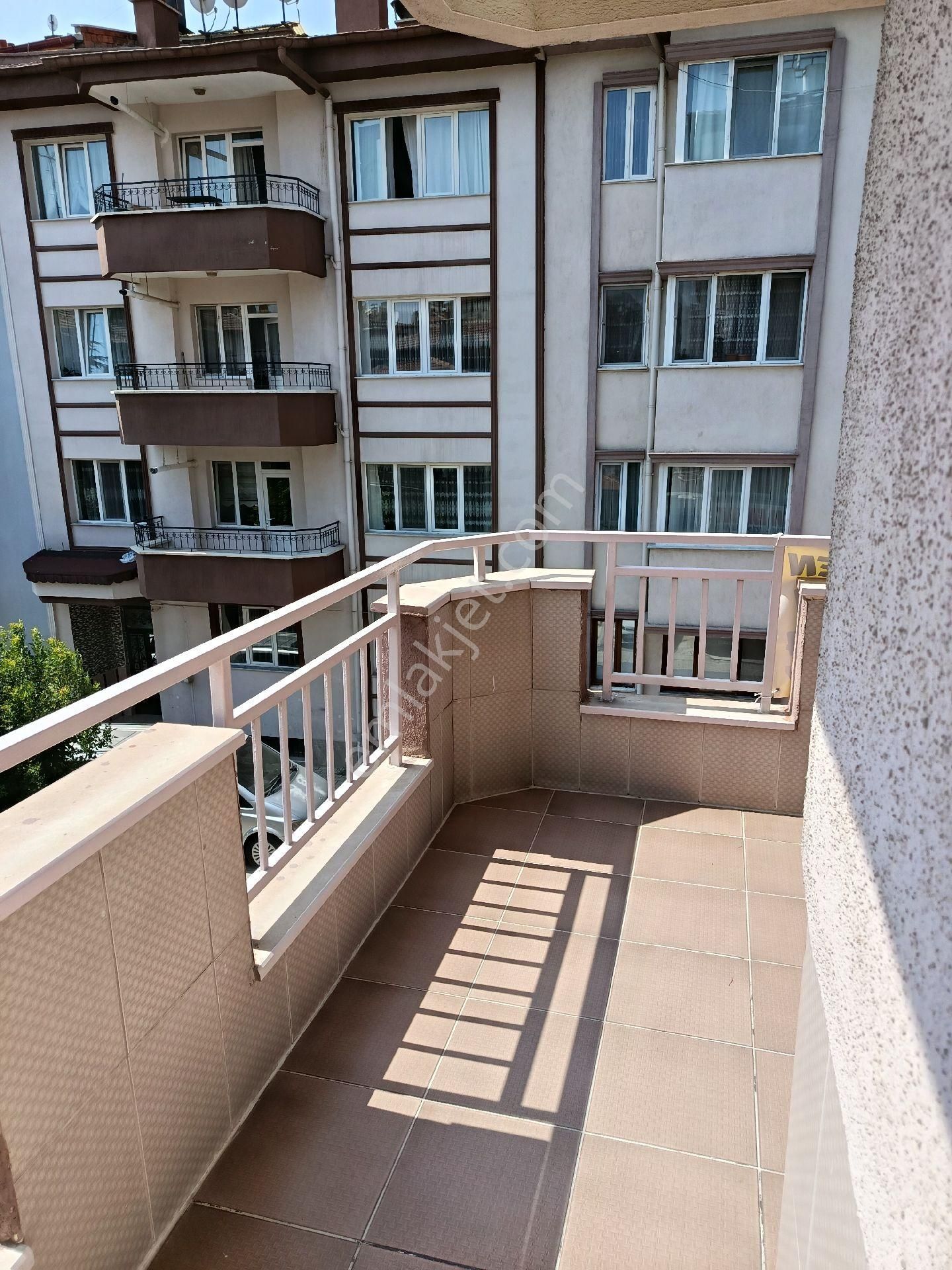 Tezcan Emlaktan Marulcu Mah 3+1 Çok Geniş Ara Kat Daire - Görsel 17