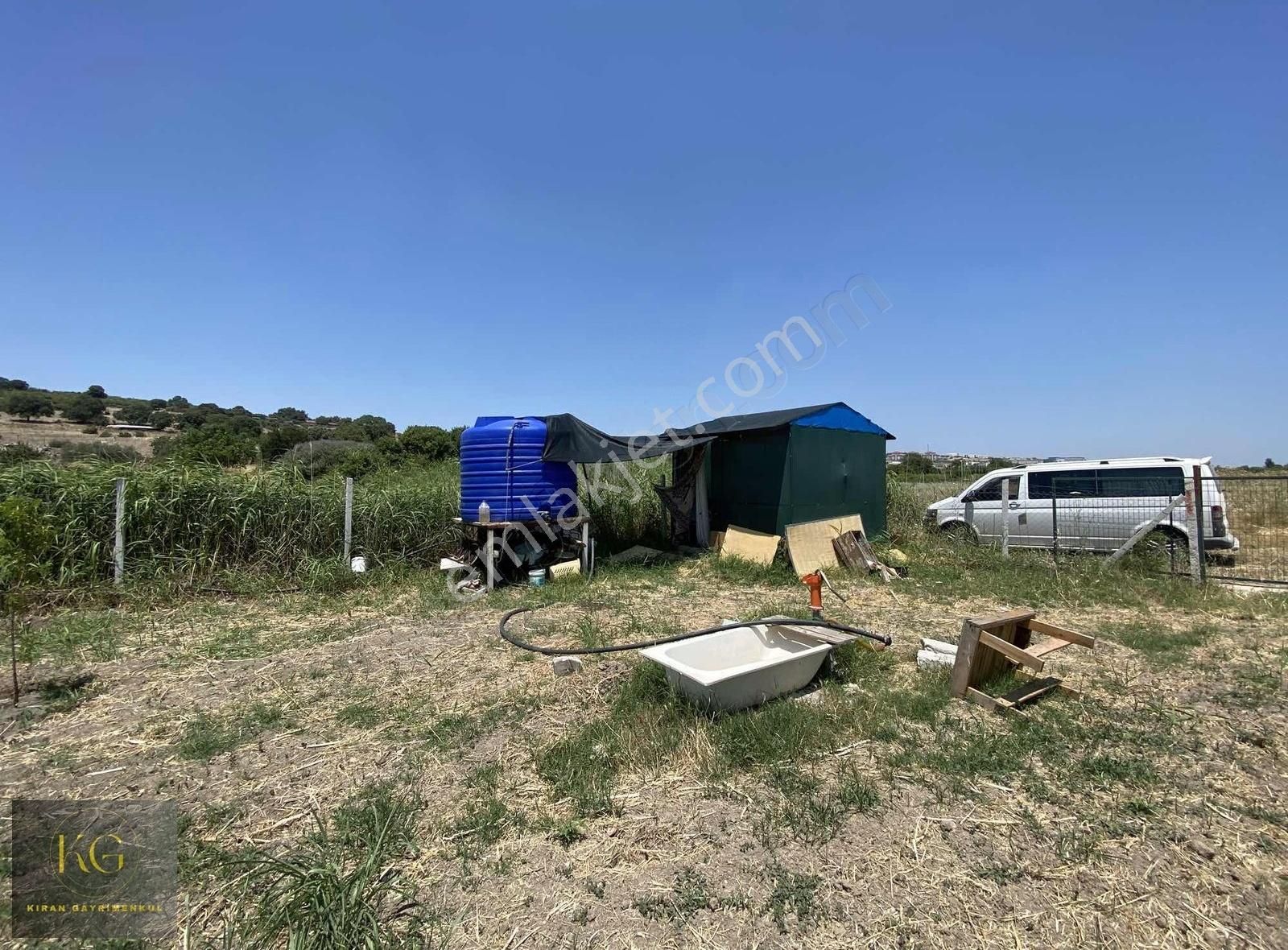 Manisa Yunusemre Yağcılar Mah 2414 Metre Kare Tek Tapu Tarla