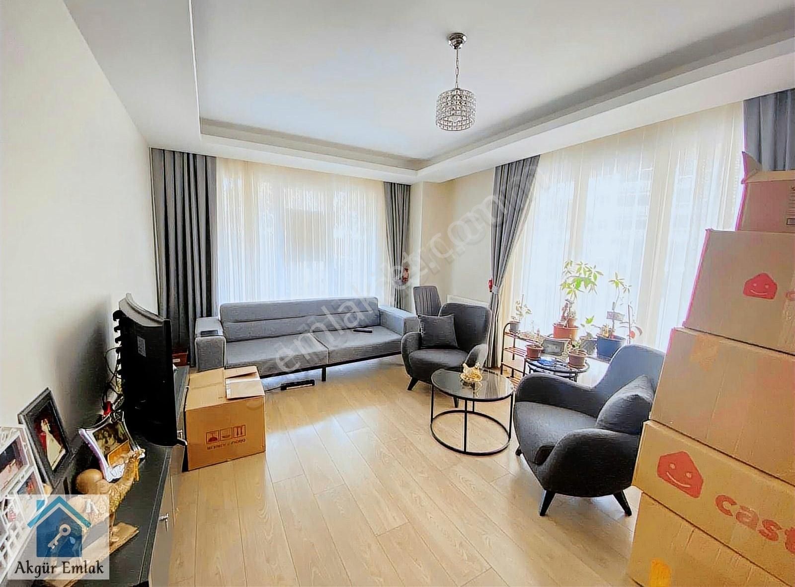 Cennet Mahallesinde Satılık 2+1 Daire 100 M² Yüksek Giriş