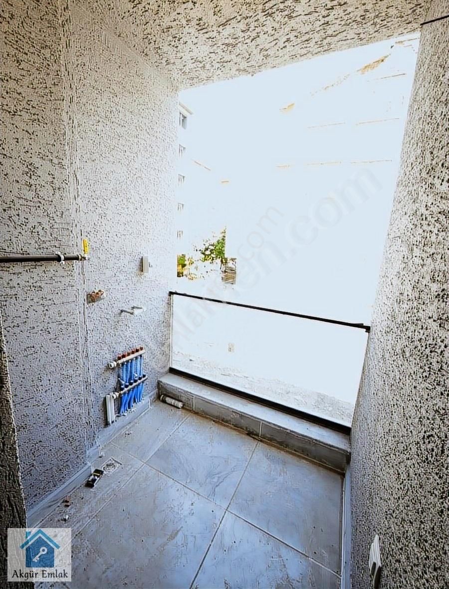 Akgür Emlak 2+1 Geniş Üst Kalite Sıfır Daire - Görsel 9