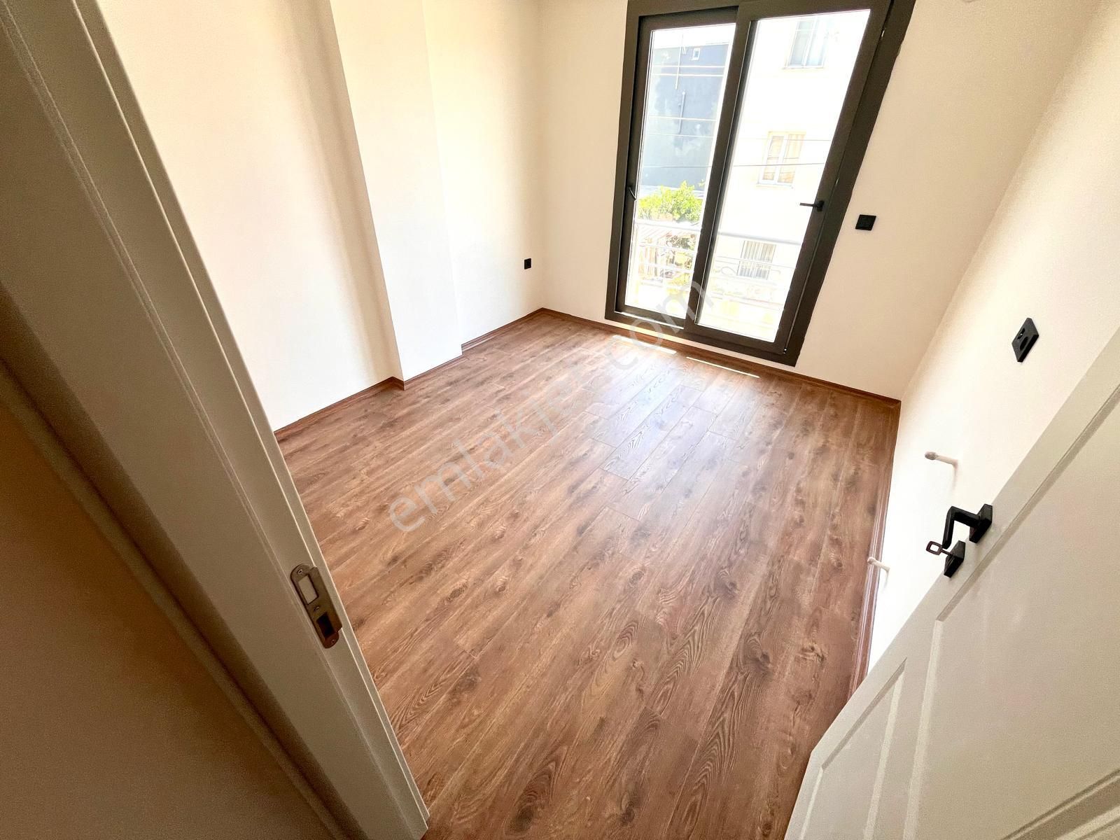 Yörükoğlu Emlaktan Sahile 500 Metre Geniş Bahçeli 2+1 Villa - Görsel 14