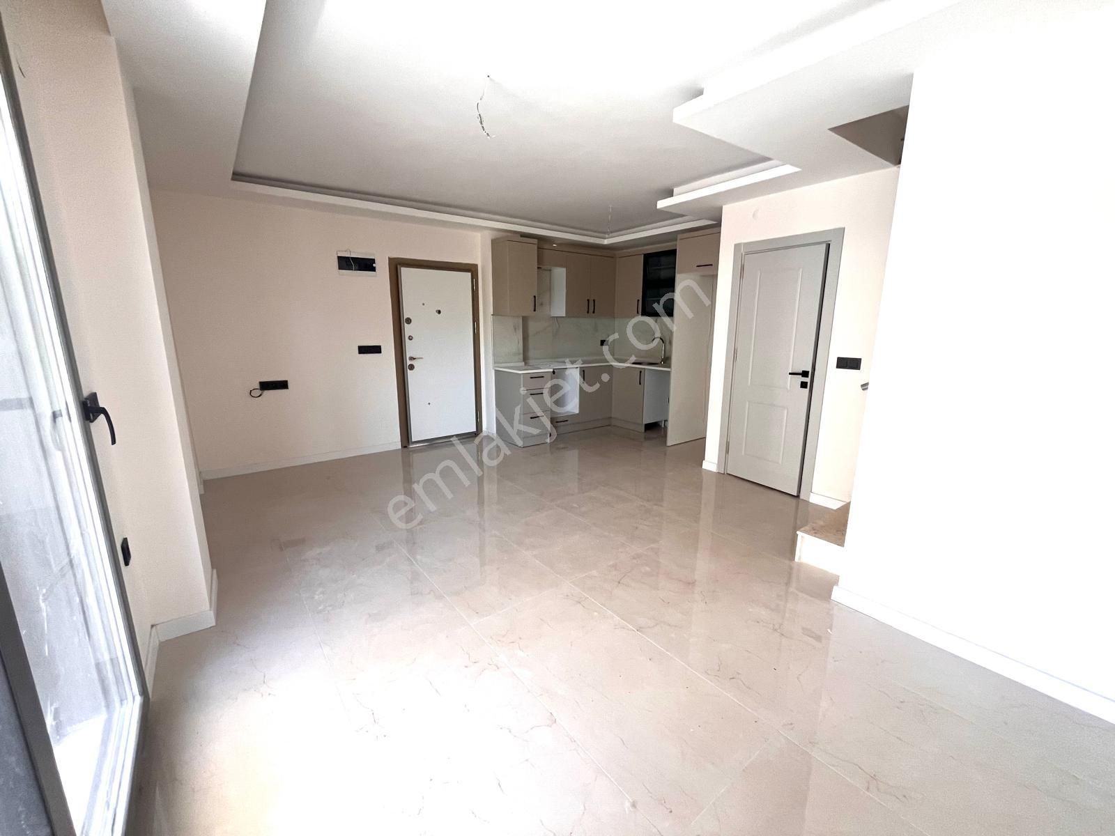 Yörükoğlu Emlaktan Sahile 500 Metre Geniş Bahçeli 2+1 Villa - Görsel 10