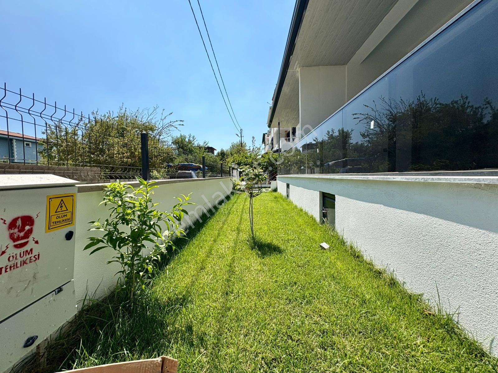 Sezgin Emlaktan Denize 200m, Sıfır, Bahçeli, 3+1 Lüks Triplex Villa - Görsel 5