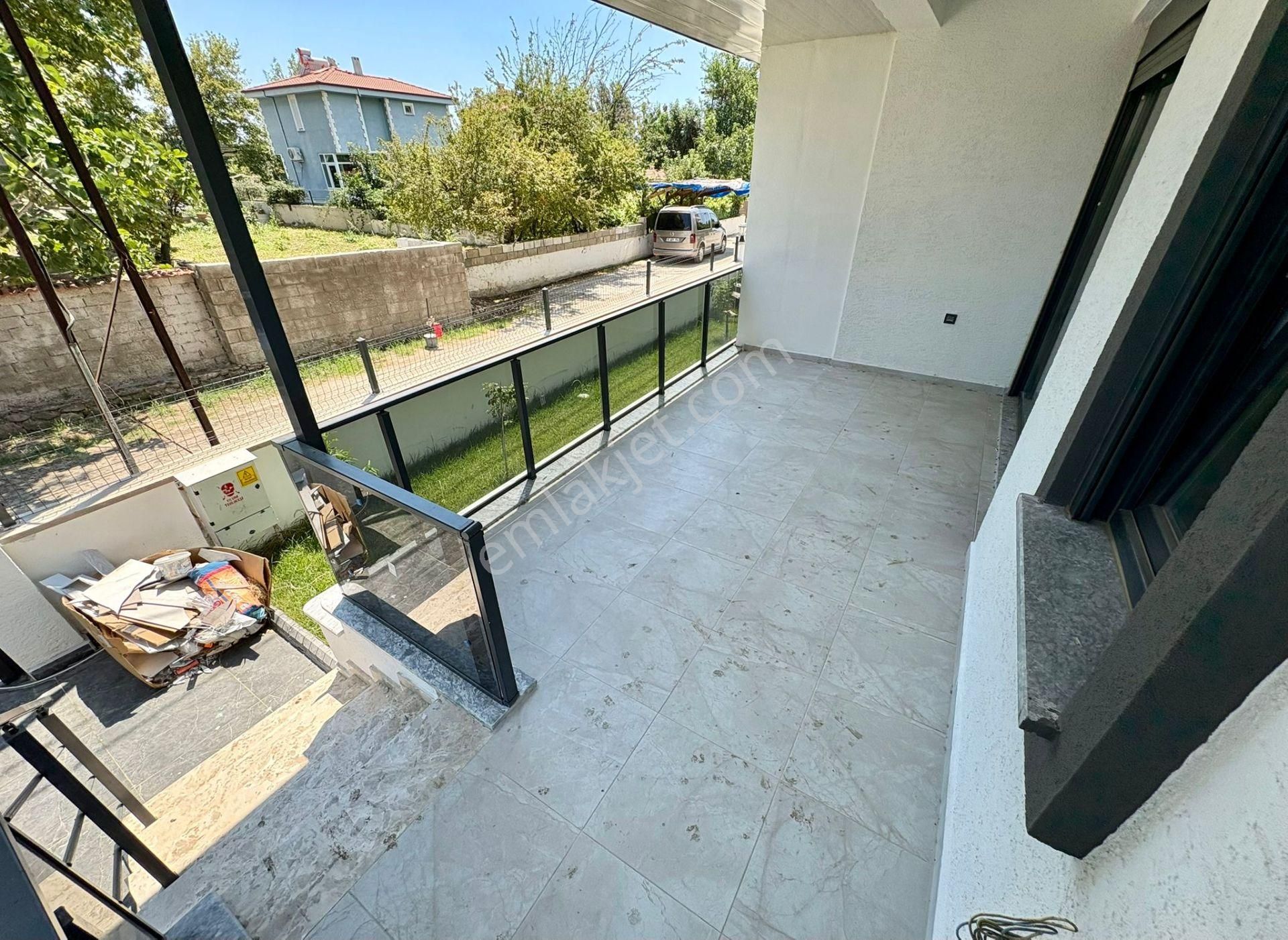 Sezgin Emlaktan Denize 200m, Sıfır, Bahçeli, 3+1 Lüks Triplex Villa - Görsel 32