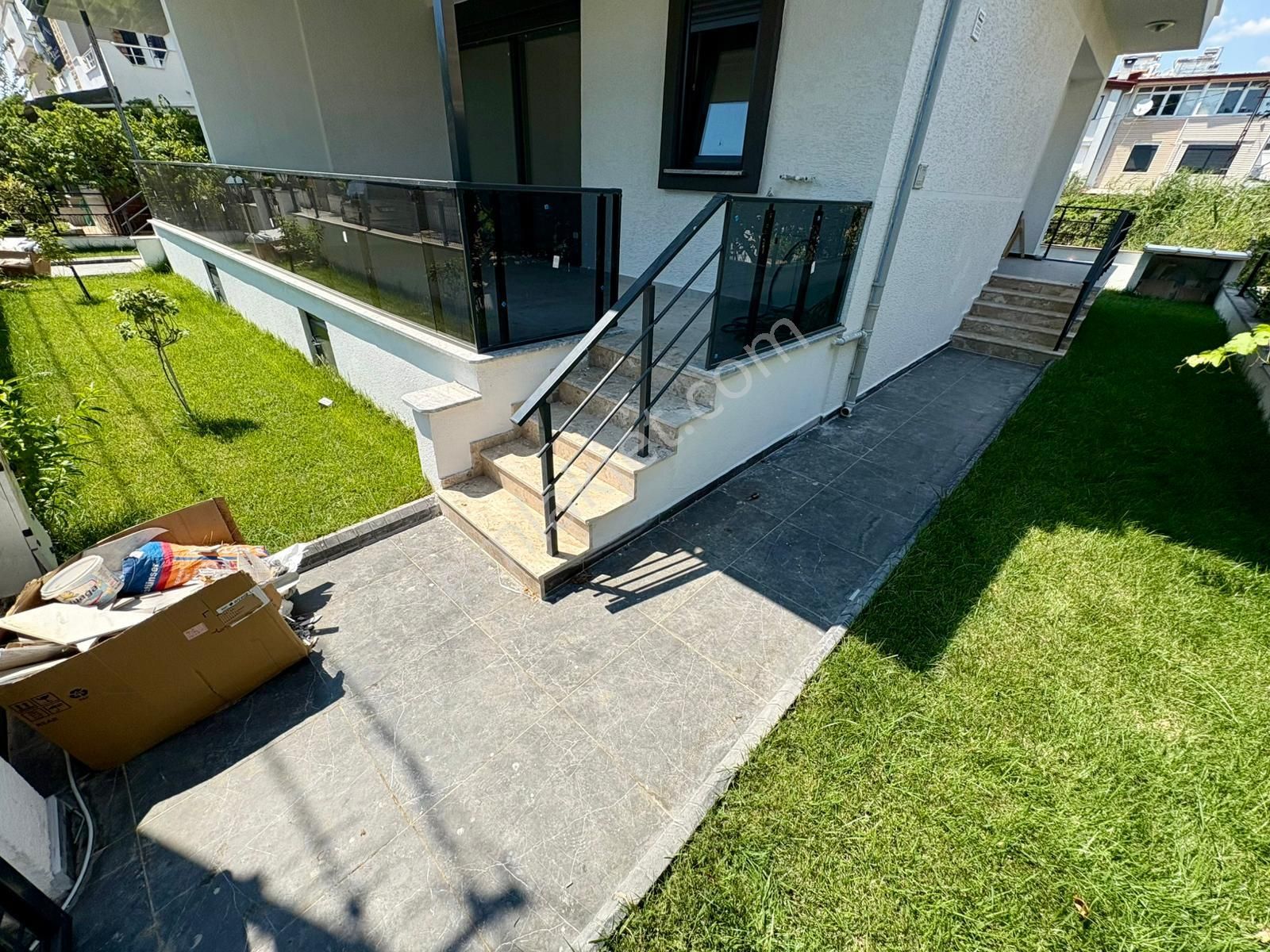 Sezgin Emlaktan Denize 200m, Sıfır, Bahçeli, 3+1 Lüks Triplex Villa - Görsel 3