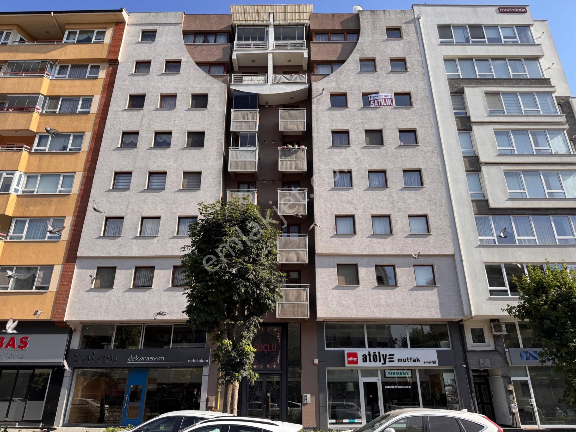 Pera'dan Atatürk Blv Konum Ve Manzaralı Kiralık 3+1 Daire