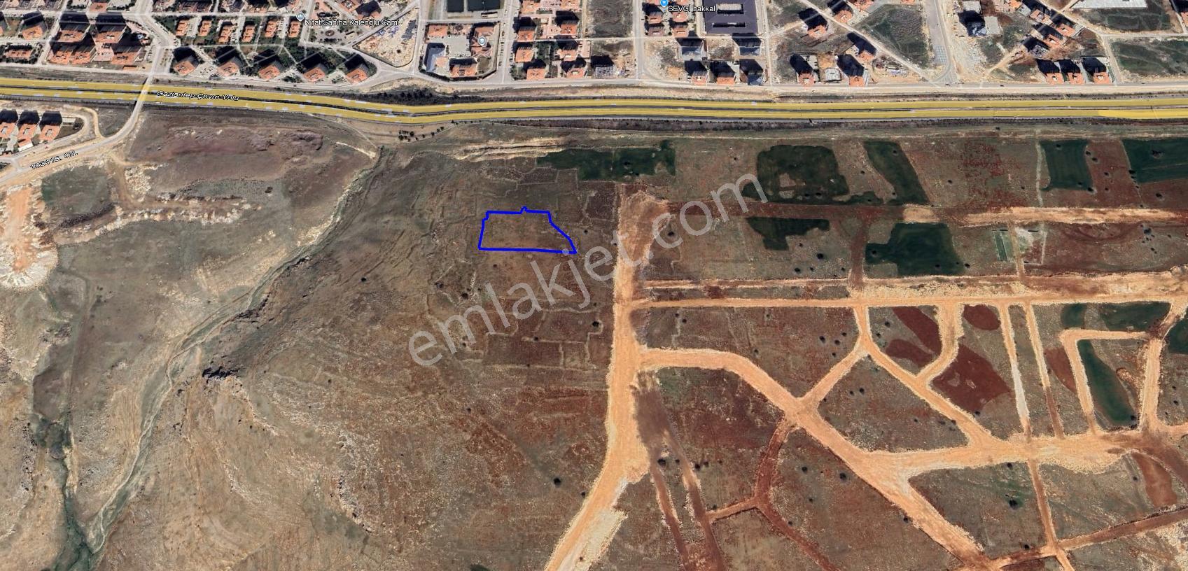Bağlarbaşı Gevenli Mevkinde 1.35 Emsal Satılık Konut Arazisi - Görsel 4