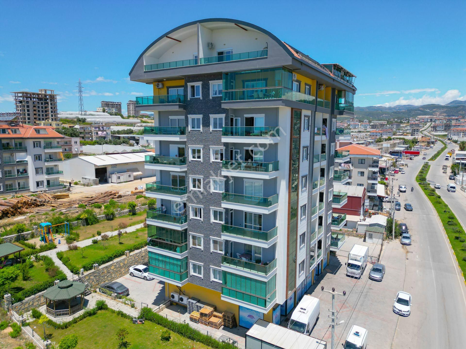 Alanya Payallar Mah. Denize Yakin Satilik Havuzlu 2+1 Daire