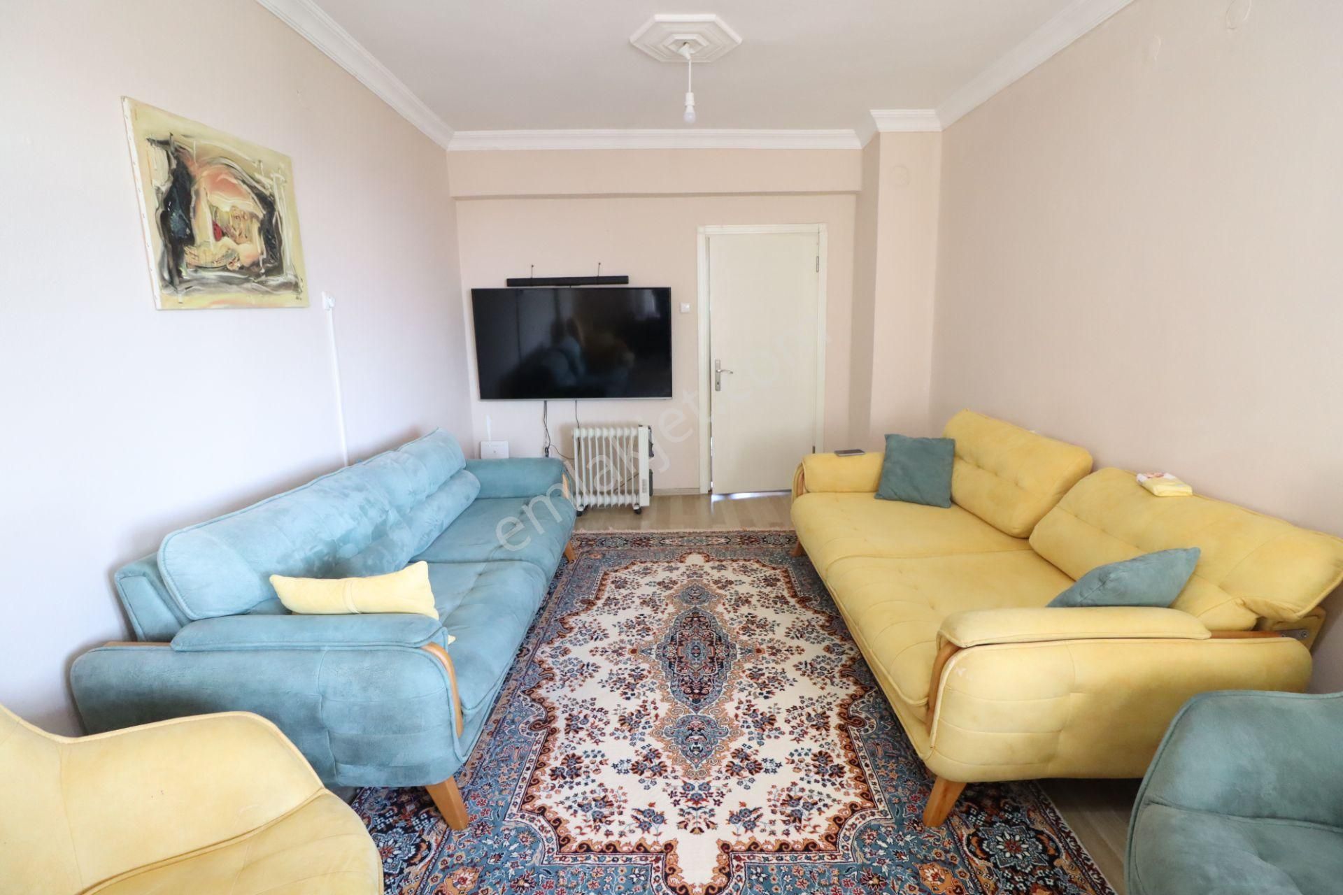 Düdenbaşı Mah Site İçi 2+1 Ayrı Mutfaklı Satılık Daire