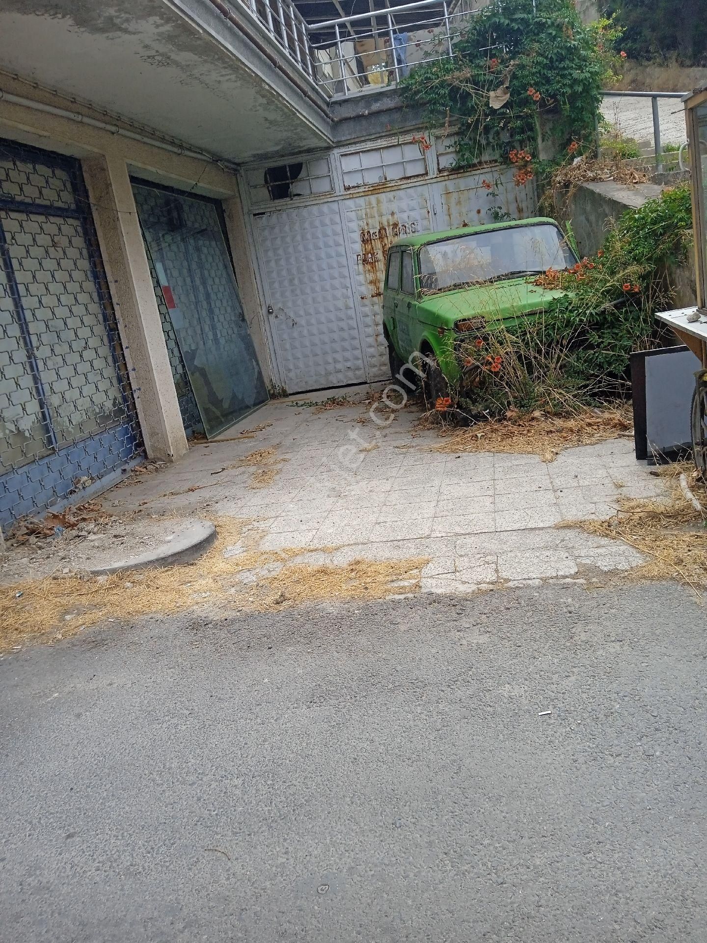 Büyükçekmecepınartepe Mahallesi Gürgen Sokak Kiralık 300 Metrekare Depo - Görsel 2