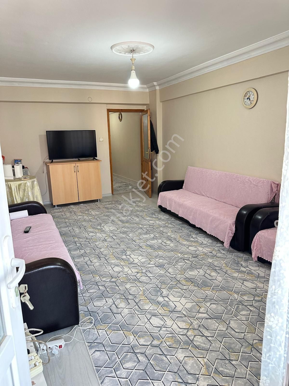 Şarköy İstiklal Mh Enver Paşa Caddesi'nde 2+1/140m2