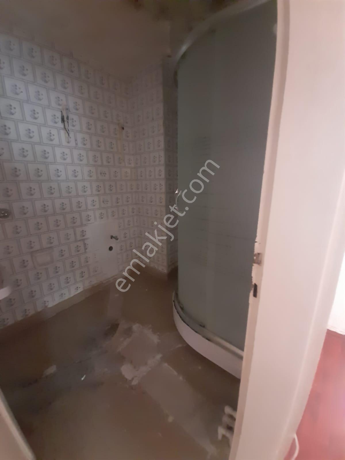 Çankaya Kollej ,kazan Sk. Başlarında Ara Katta 3+1 Kombili - Görsel 8