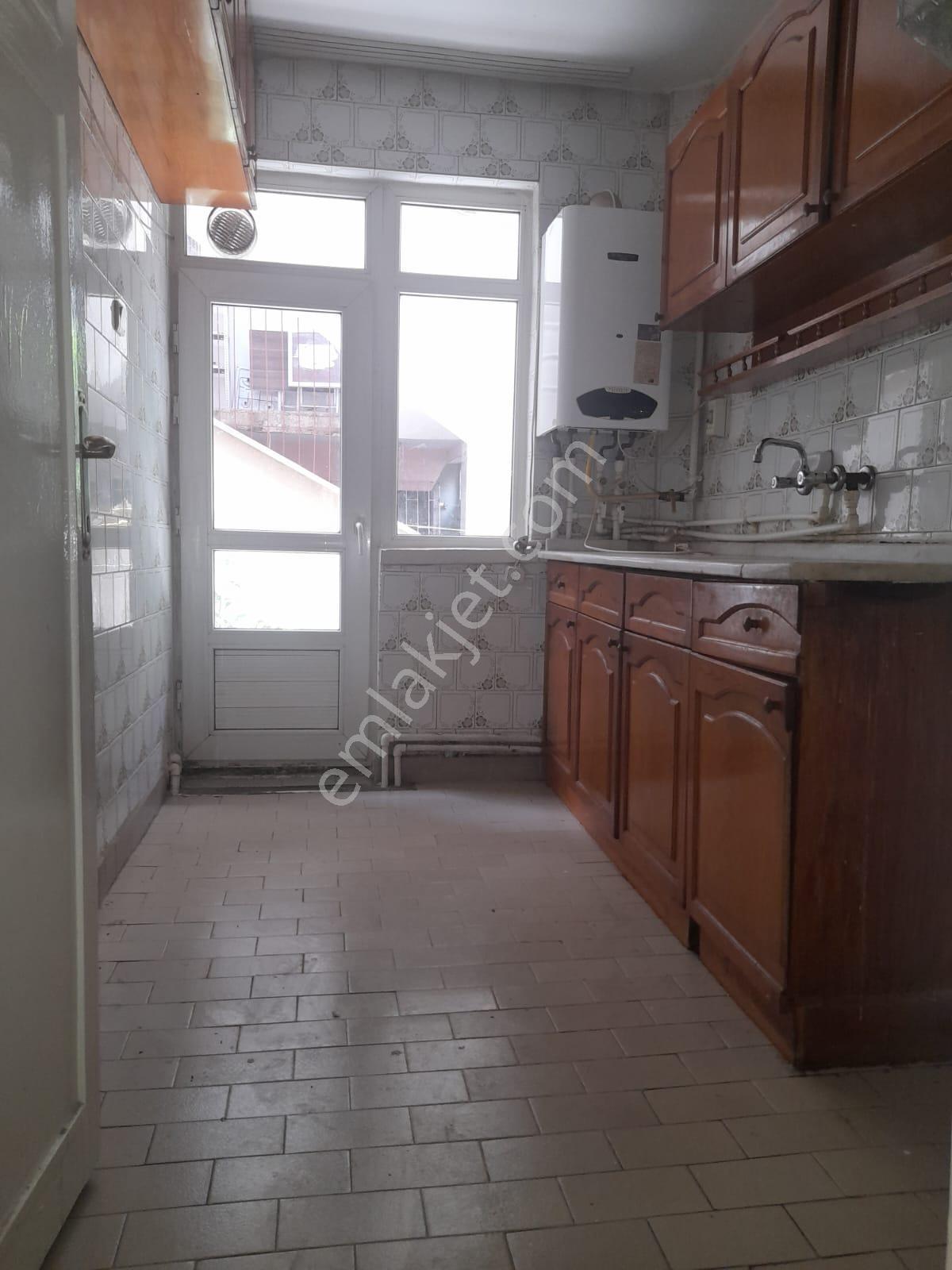 Çankaya Kollej ,kazan Sk. Başlarında Ara Katta 3+1 Kombili - Görsel 6