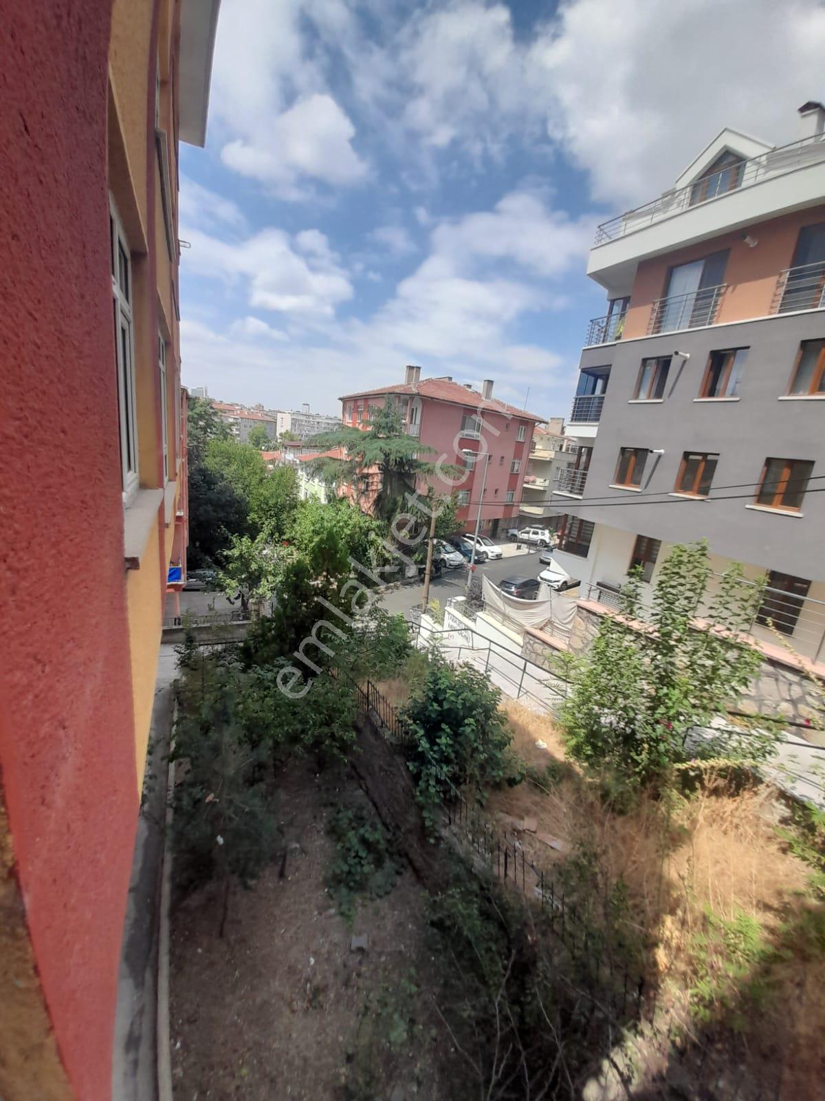 Çankaya Kollej ,kazan Sk. Başlarında Ara Katta 3+1 Kombili - Görsel 13