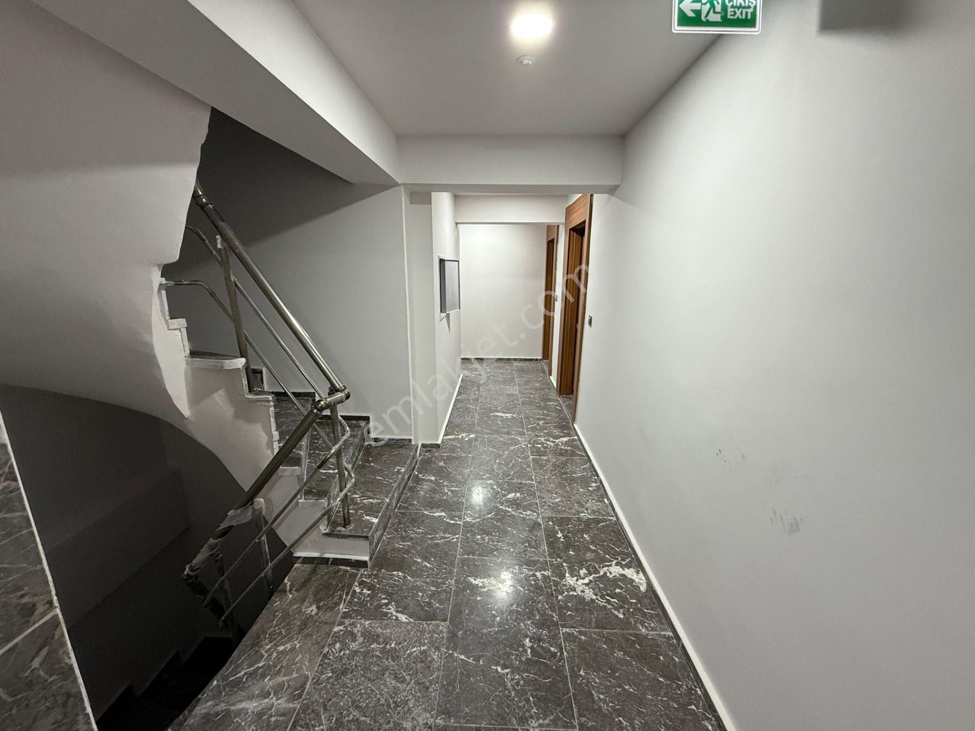 İzmir Dikili İsmetpaşa Havuzlu Otoparklı Satılık 1+1 Daireler - Görsel 29