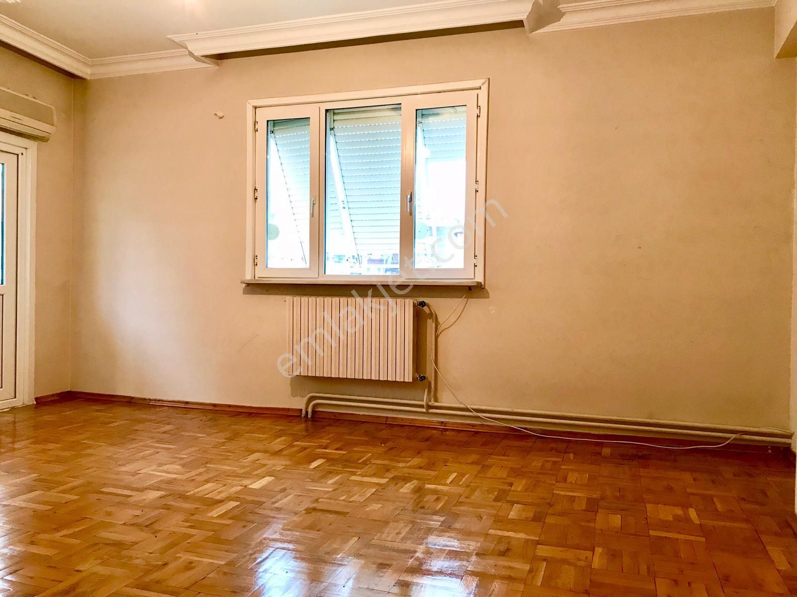 Levent Ortabayırda Çok İyi Konum Geniş Kullanışlı Fırsat Daire!!!