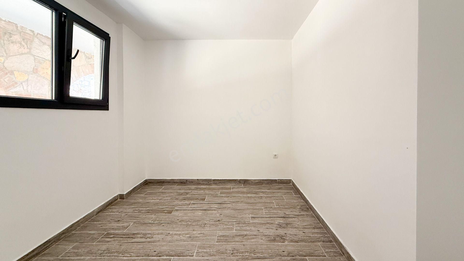 Küçükköyde Satılık, Taş Mimarili Han İçinde,havuzlu 1+1 Daire - Görsel 10