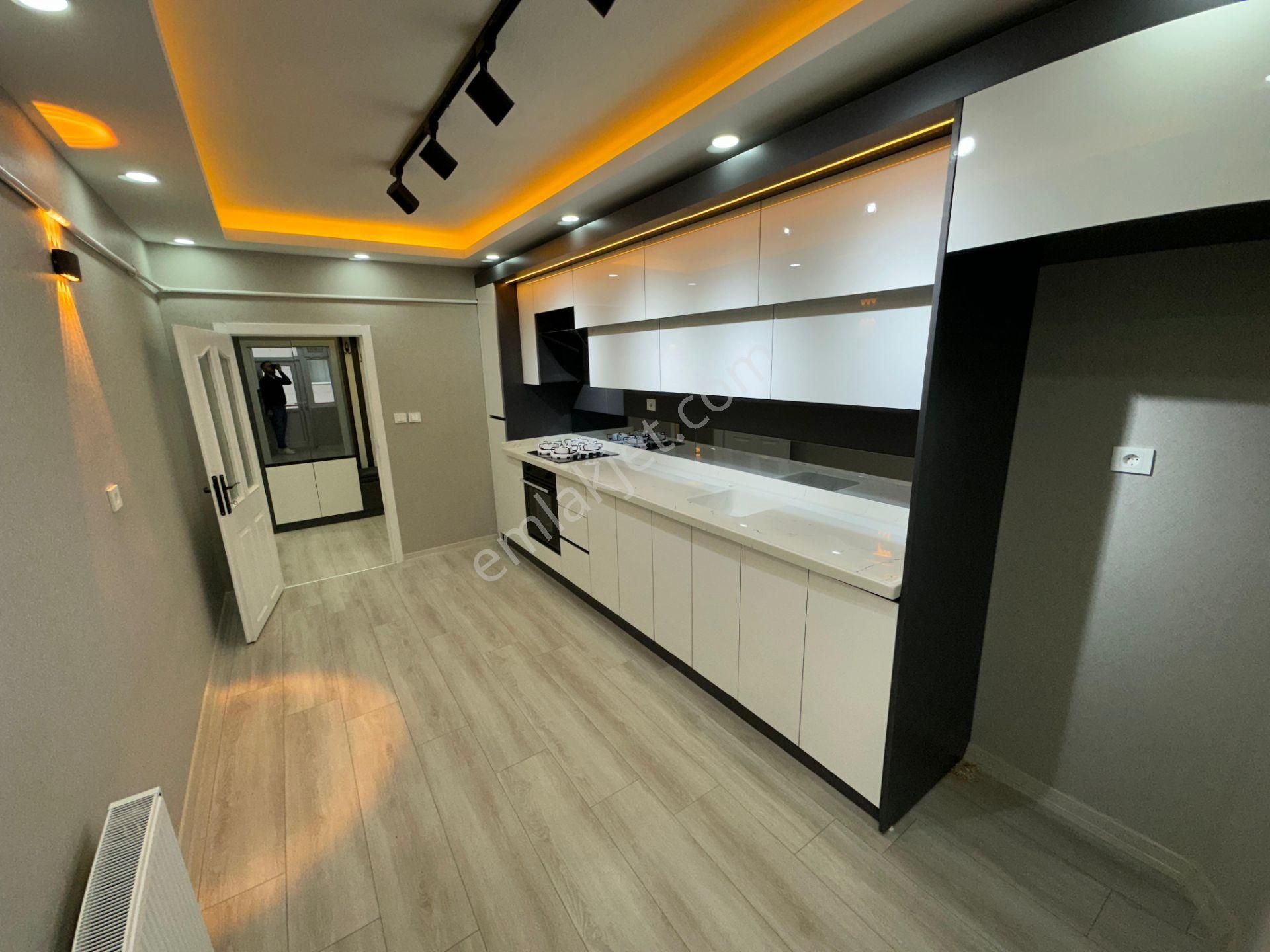 Ankara Kazançtan Ultra Lüks Yapılı Asansörlü Merkezi Konumda Satılık 3+1 Daire - Görsel 25