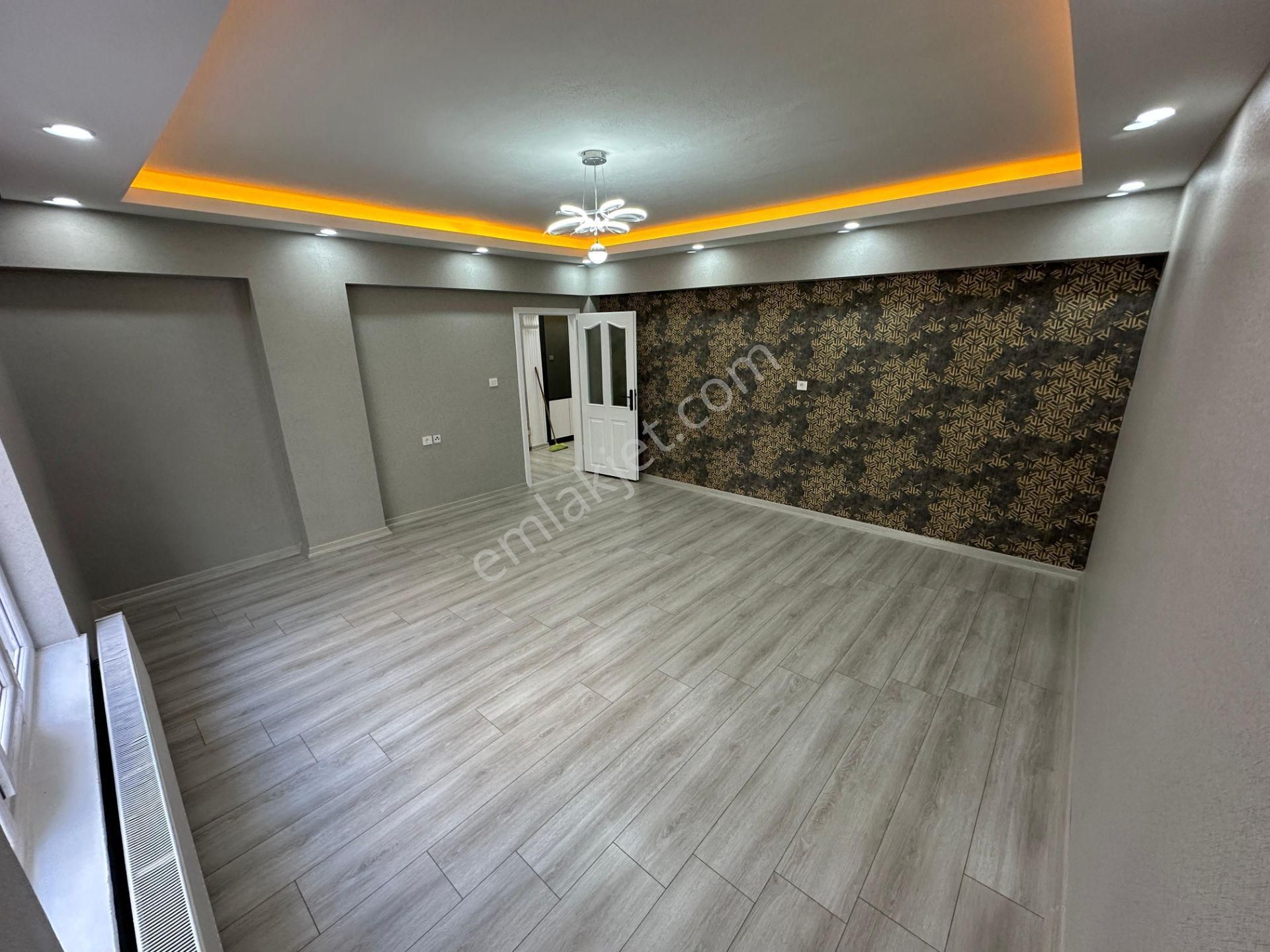 Ankara Kazançtan Ultra Lüks Yapılı Asansörlü Merkezi Konumda Satılık 3+1 Daire - Görsel 8