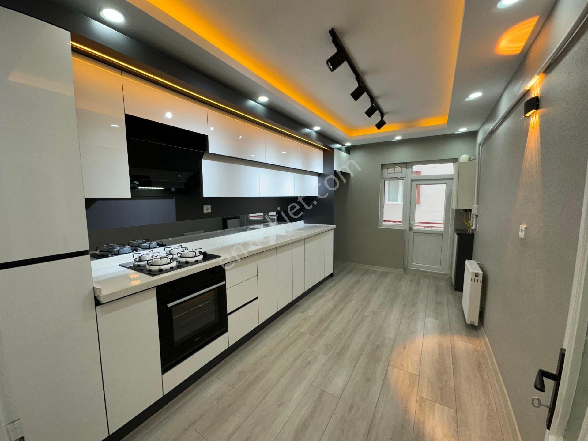 Ankara Kazançtan Ultra Lüks Yapılı Asansörlü Merkezi Konumda Satılık 3+1 Daire - Görsel 6