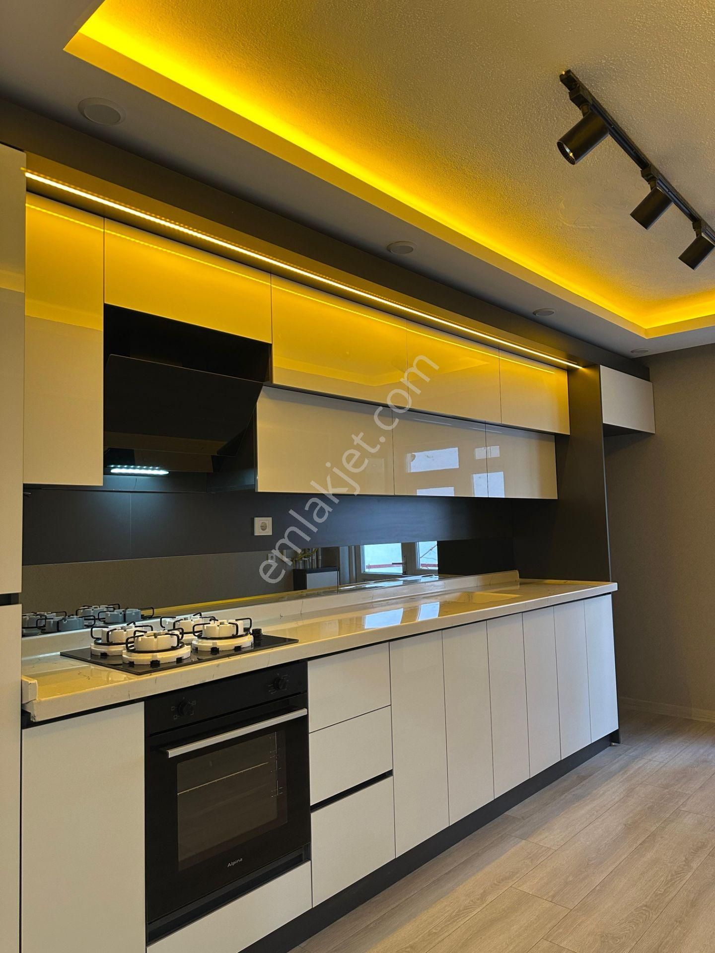 Ankara Kazançtan Ultra Lüks Yapılı Asansörlü Merkezi Konumda Satılık 3+1 Daire - Görsel 5