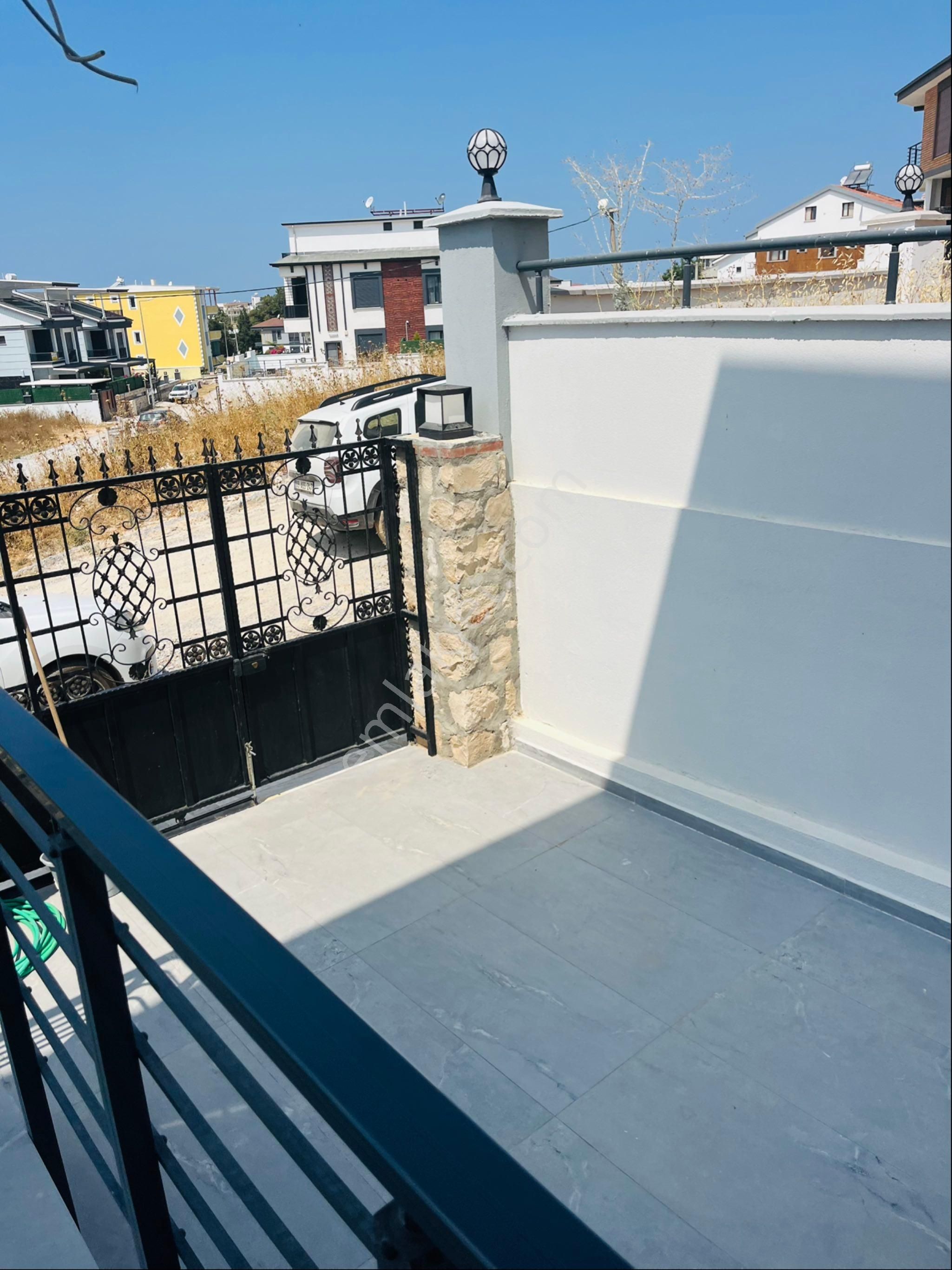 Didim Hisarda Satılık 3+1 Ayrı Mutfak - Görsel 10