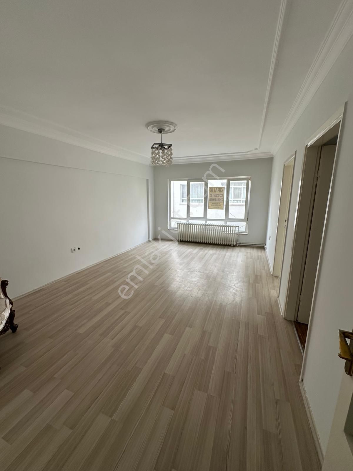 Ata Emlak'tan Bahçelievler'de 3+1 Arakat Boş Kiralık Daire