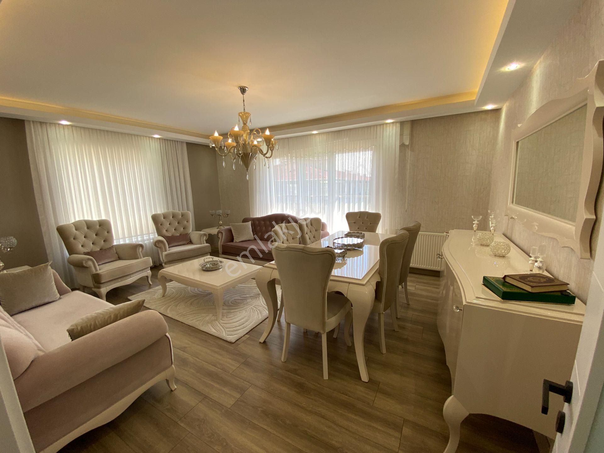 Eryaman Yeşilovada Satılık Emsalsiz 6+1 Süperlüx 300 M2 Asansörlü Teraslı Dublex