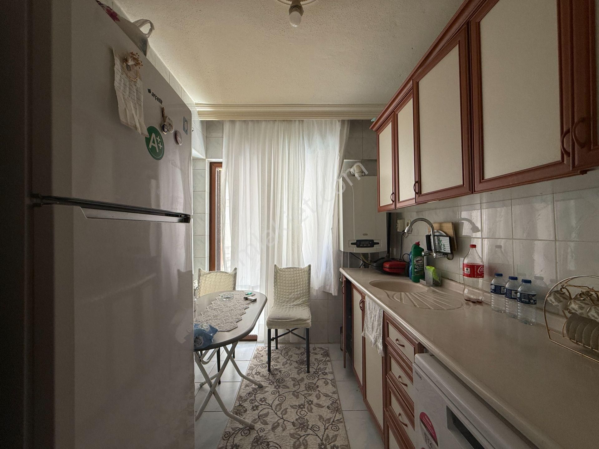 ***kalecik Emlak'tan Merkez Mahallesinde 3+1 Y.giriş Daire ***