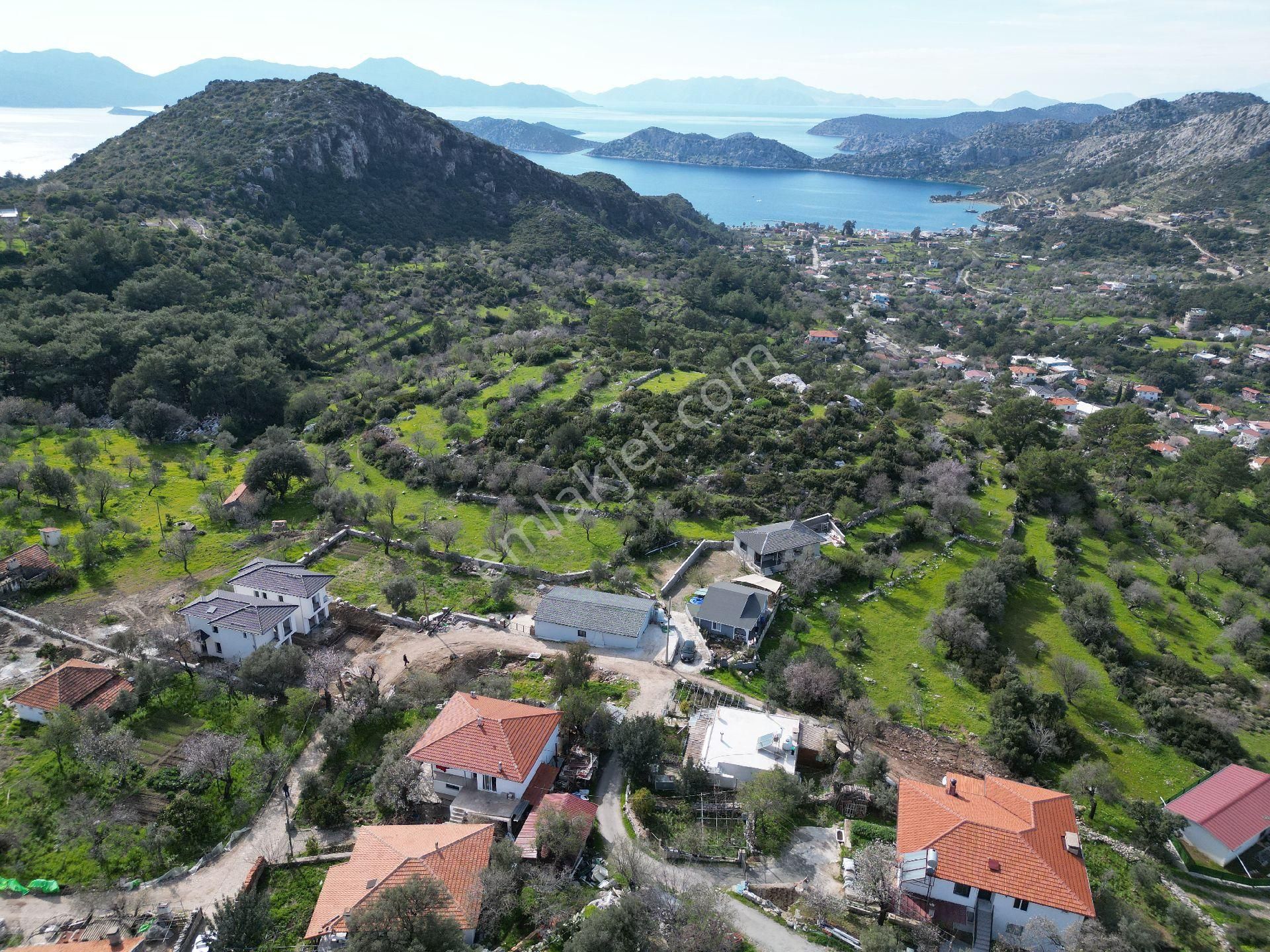 Joker: Marmaris Söğüt Villa Bölgesinde Yol Cepheli Avantajlı Konum Satılık Tarla