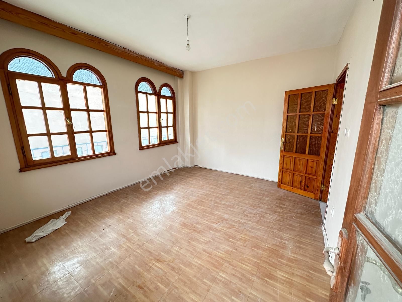 Büyükçekmece Celaliye Mahallesinde Deniz Manzaralı Geniş Teraslı Müstakil Satılık Ev - Görsel 10